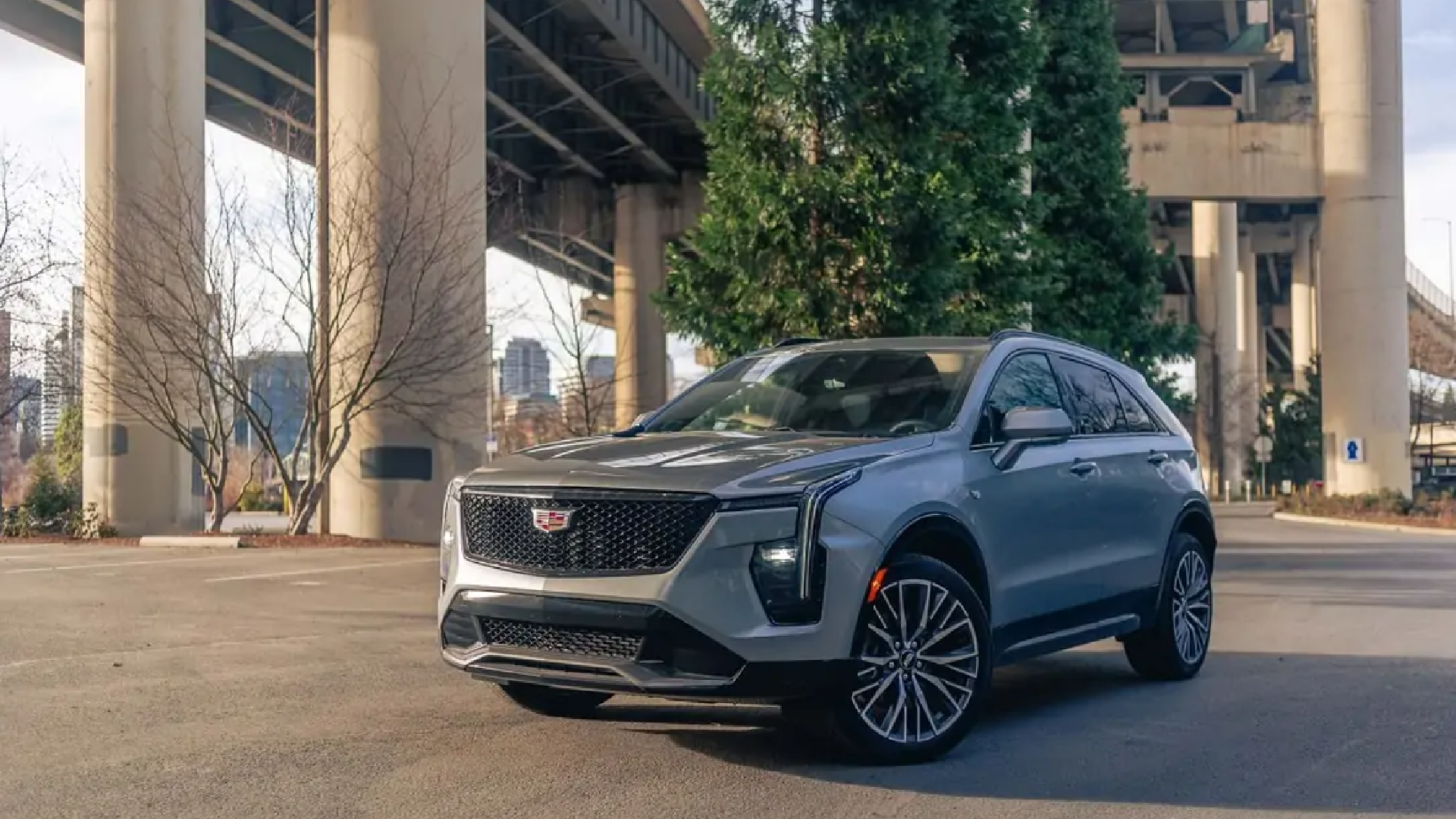 2025 XT4